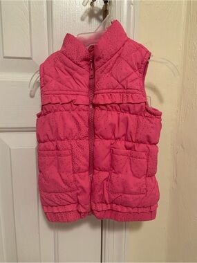 Girls' Quilted Pink Puffer Vest - Sleeveless Layering Jacket